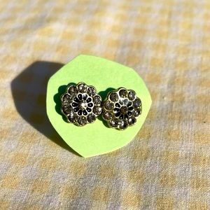VINTAGE EARRINGS 💚
